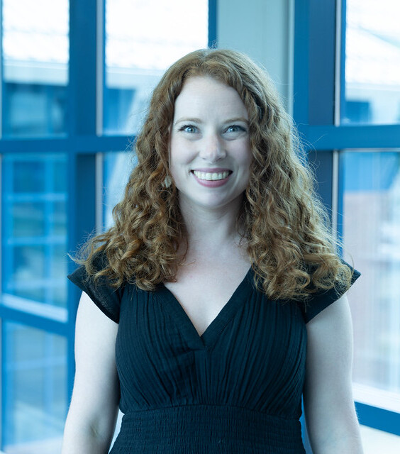 Portait of Kelly Ragen